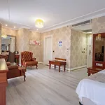 Myy Boutique 4*