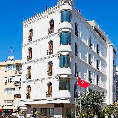 Velora Grand